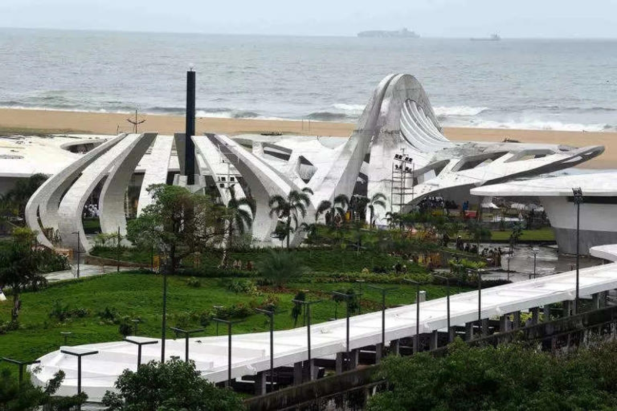 CAG report reveals 'incorrect' granting of CRZ clearance for projects, including Jayalalithaa's memorial.