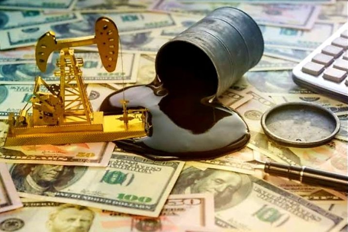 Crude Oil Prices Slide as OPEC Announces Higher-Than-Expected August Output Hike; MCX Crude Down Nearly 2%