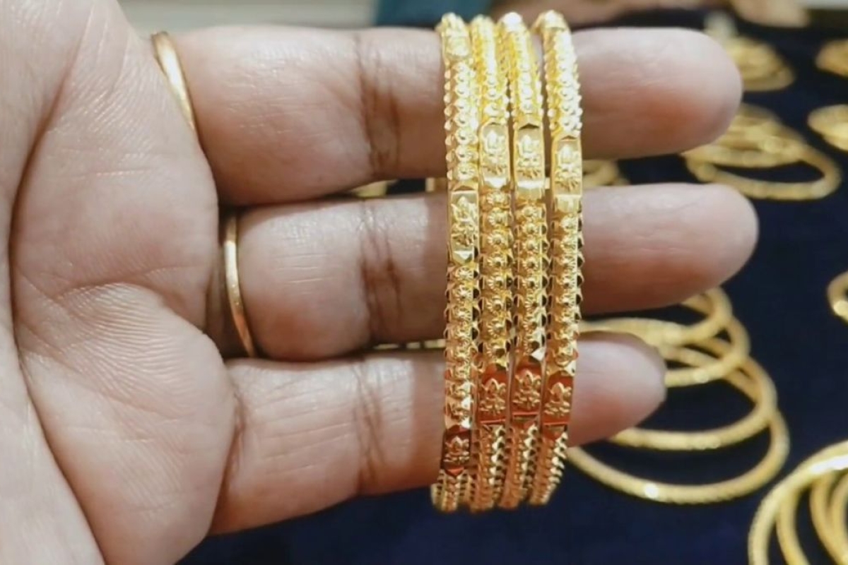 Gold, Silver Prices Dip on July 24 Amid Global Cues: Check Rates in Mumbai, Delhi, Chennai & Other Cities