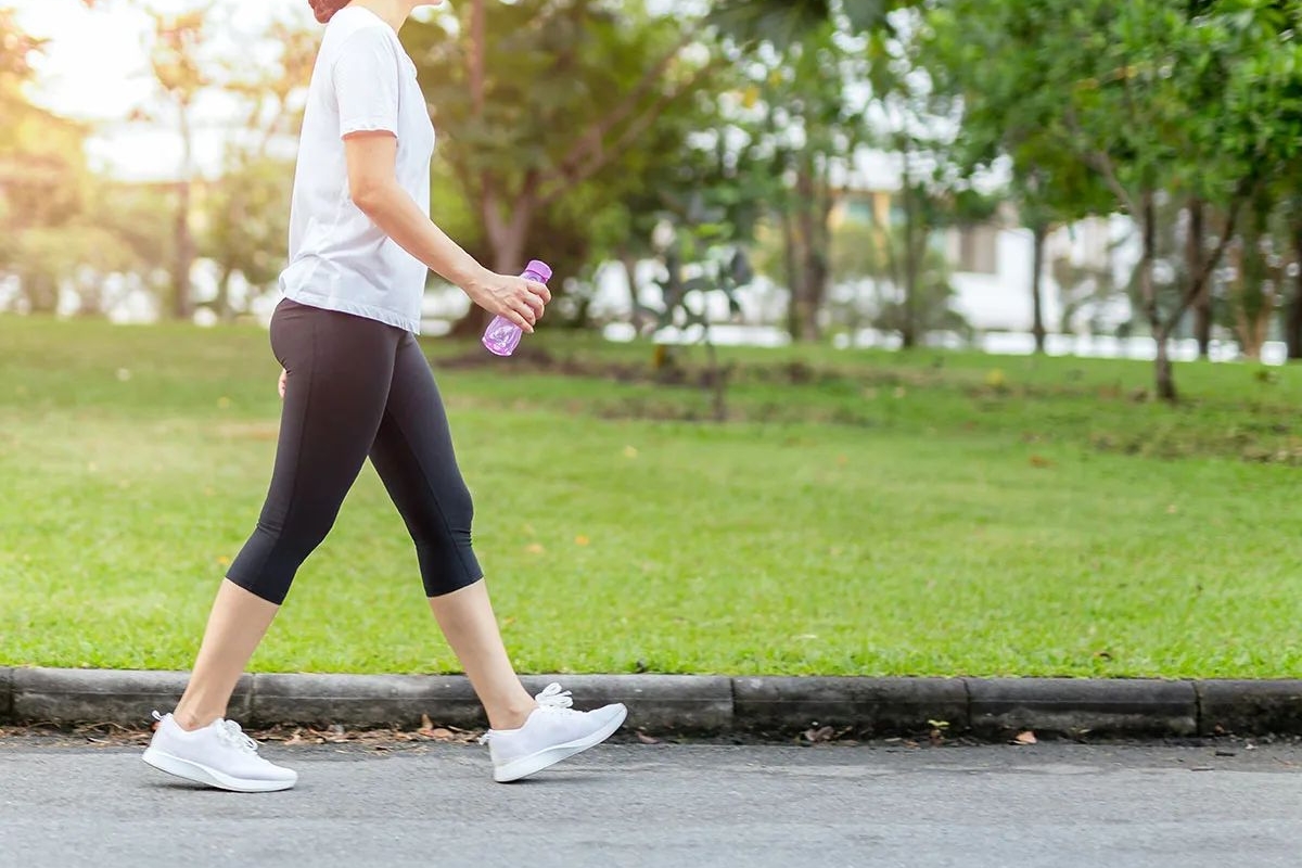 Just 7,000 Steps a Day Could Cut Dementia Risk by 38%, Reduce Death Risk by Nearly Half: Landmark Study